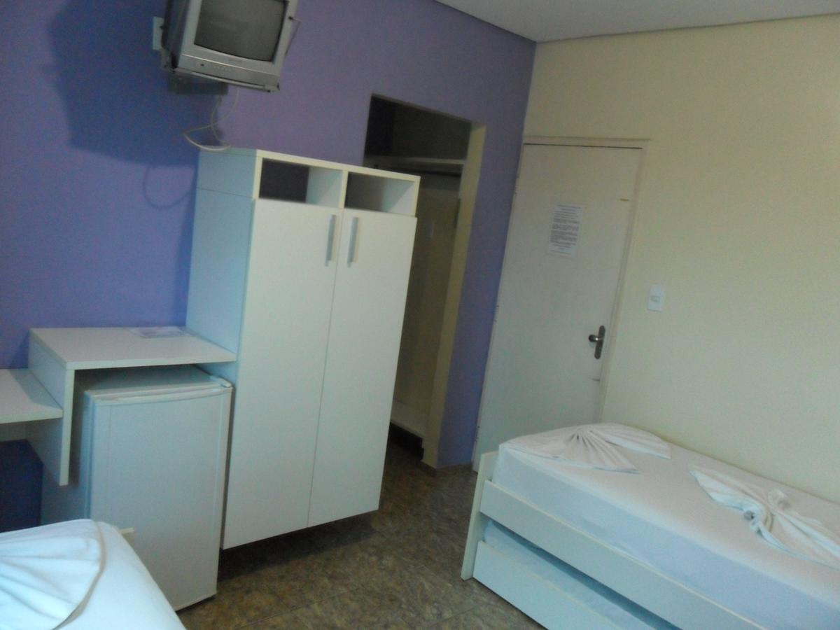 Comodoro Hotel E Churrascaria Floriano  Екстериор снимка